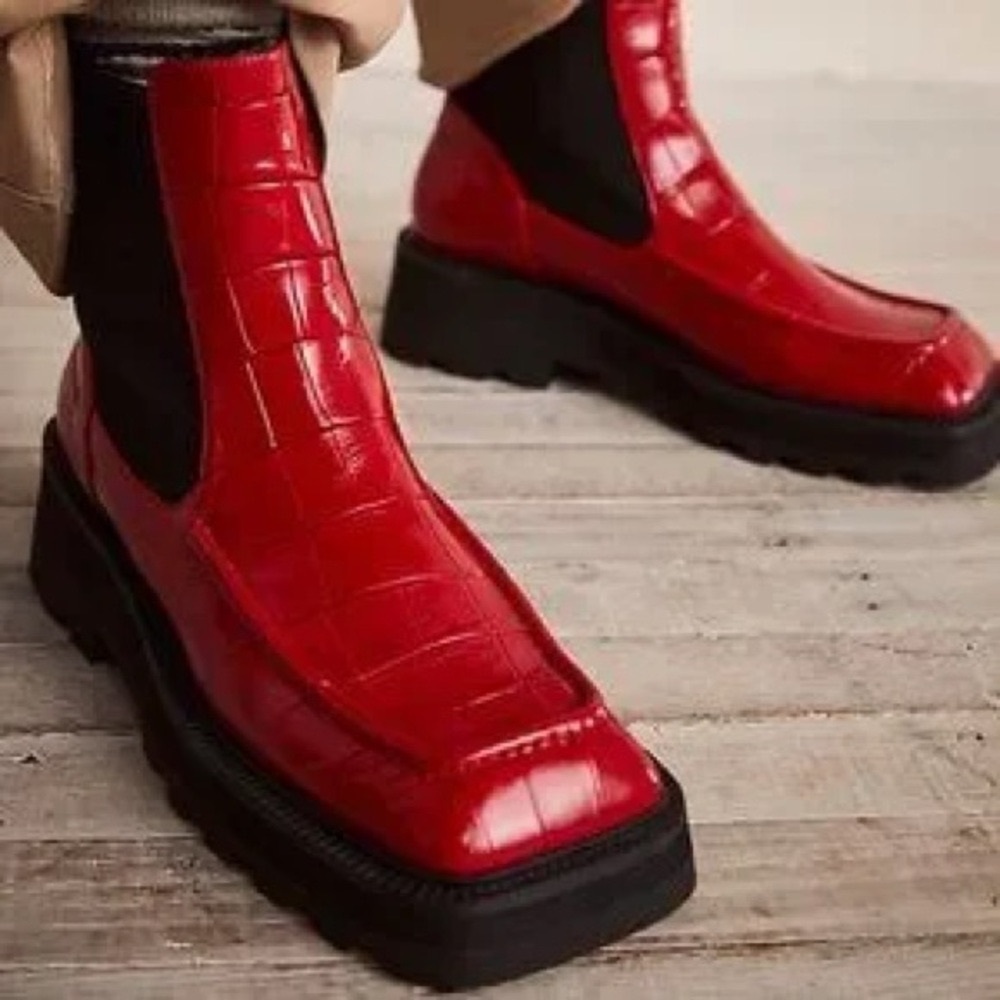 Free People X Intentionally Blank Rocky Moc Chelsea Boots SZ 10